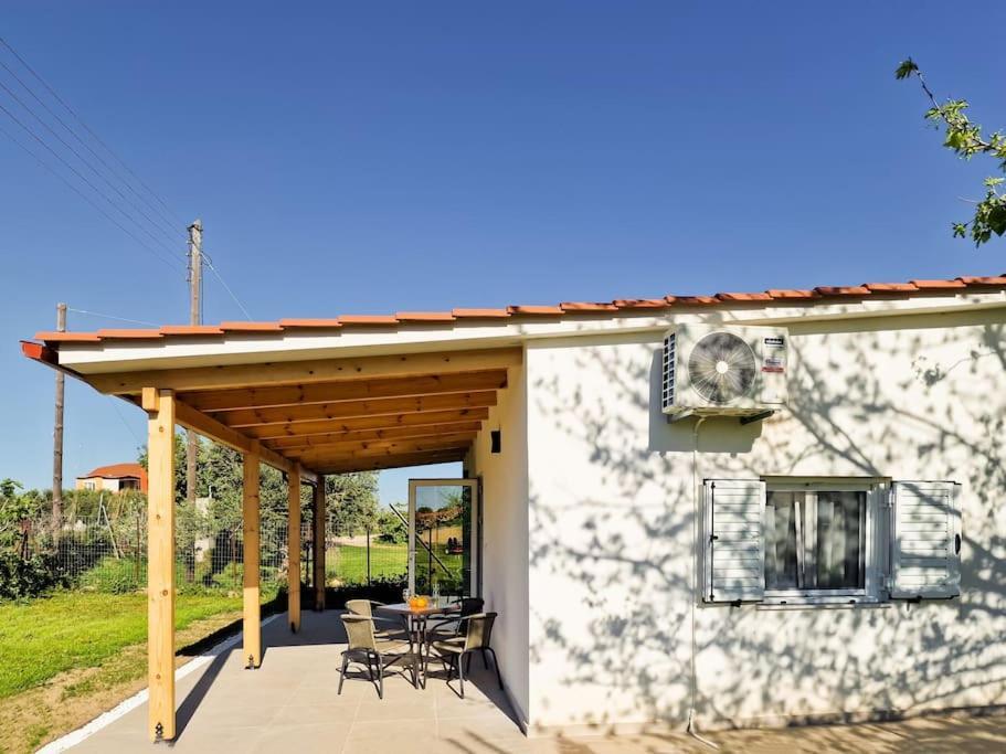 Cozy Owl'S Studio Home ปีร์กอส ภายนอก รูปภาพ